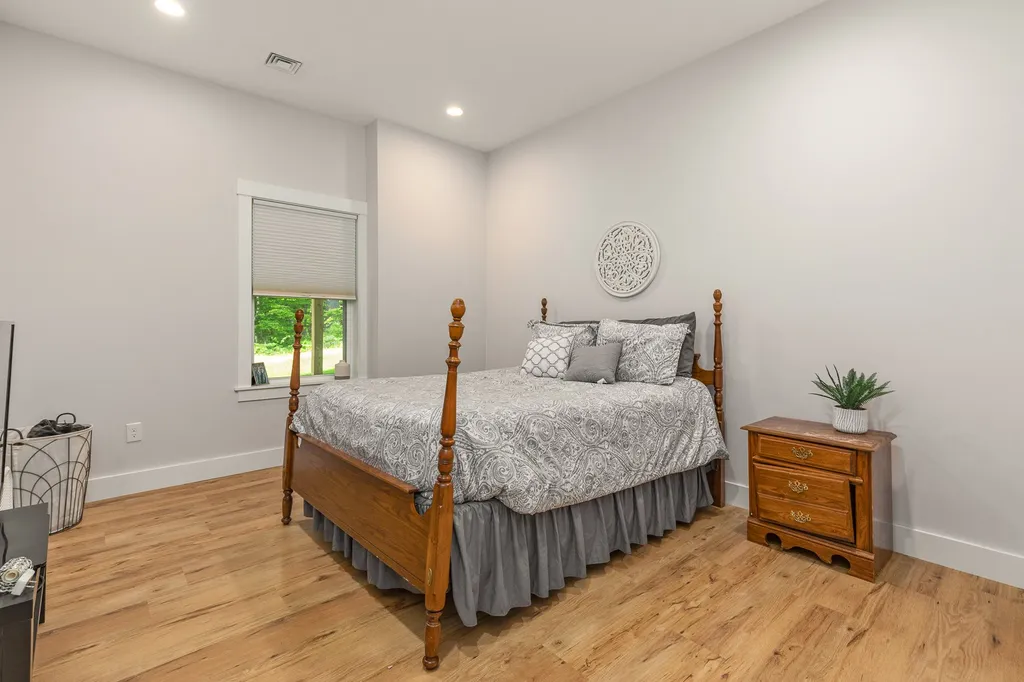 44 Labrador Lane Dover NH 03820