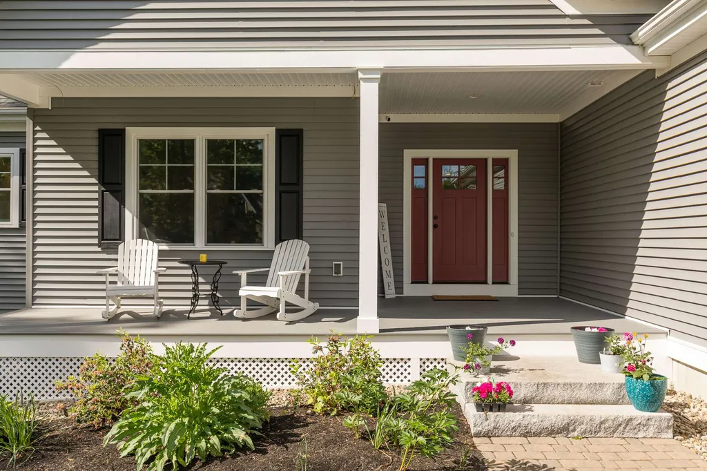 44 Labrador Lane Dover NH 03820