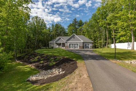 44 Labrador Lane Dover NH 03820