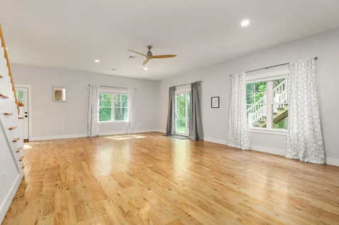 44 Labrador Lane Dover NH 03820