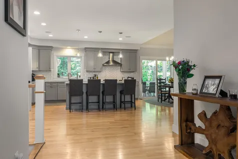 44 Labrador Lane Dover NH 03820