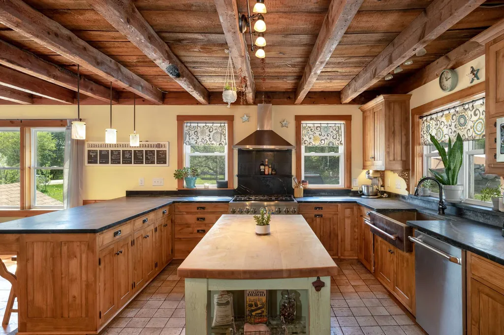 376 Suncook Valley Road Alton NH 03809