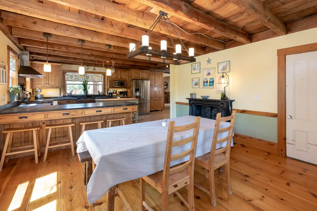 376 Suncook Valley Road Alton NH 03809