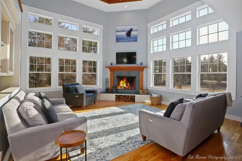 14 Wadleigh Lane Hampton Falls NH 03844