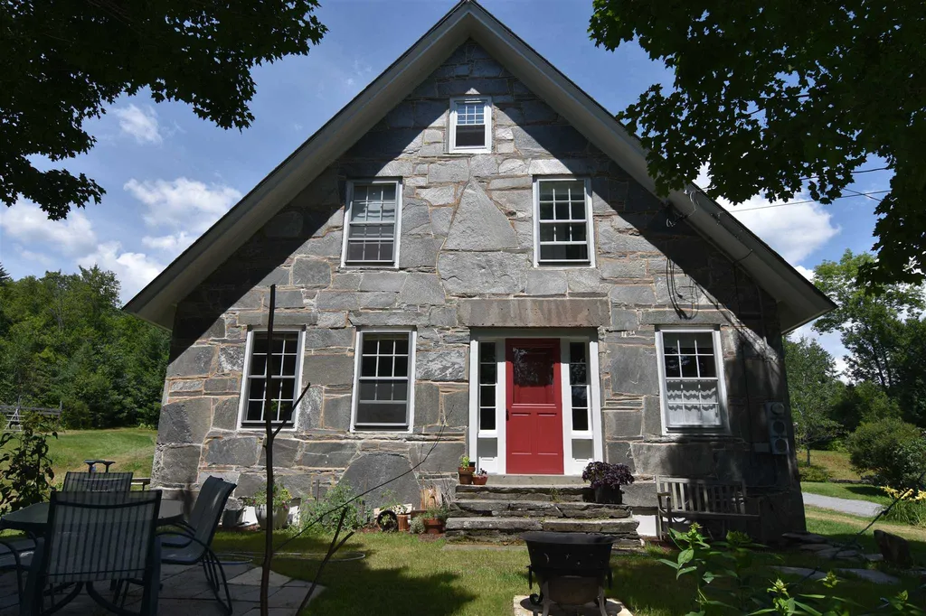 1303 Davis Road Cavendish VT 05142