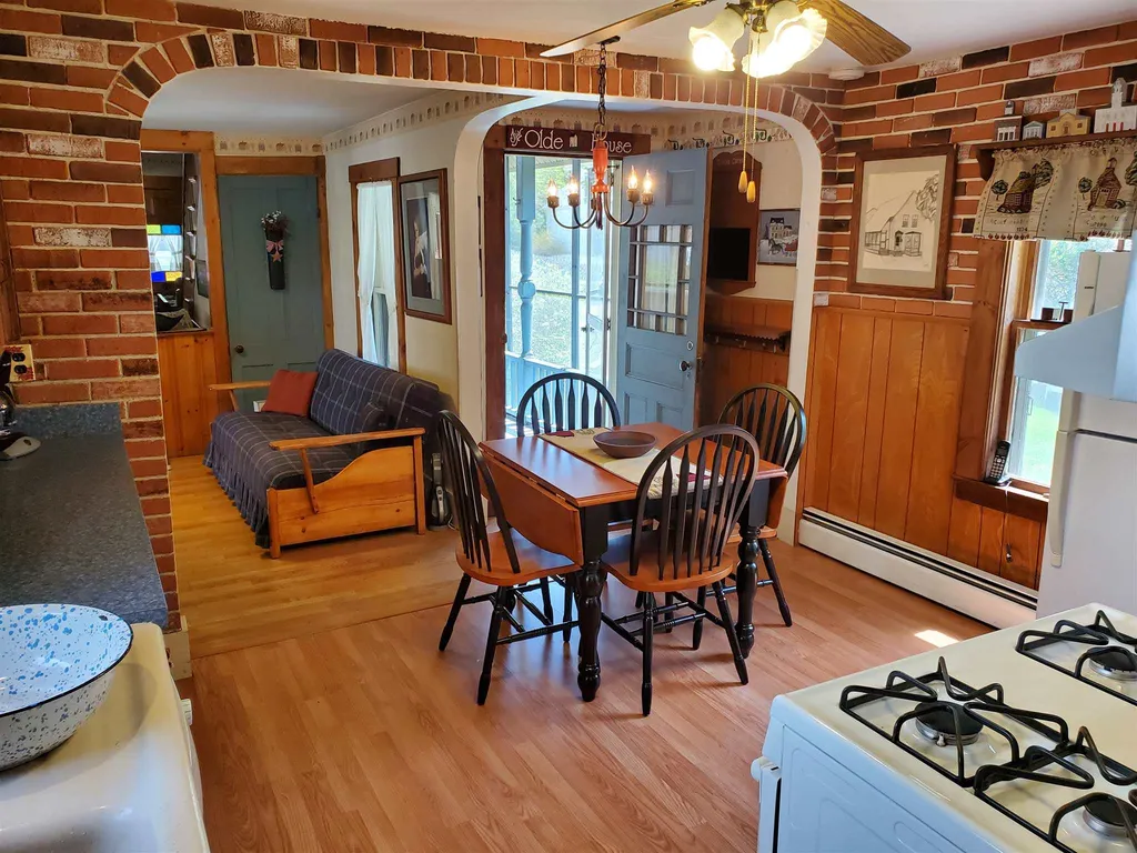 19 Carroll Street Exeter NH 03833