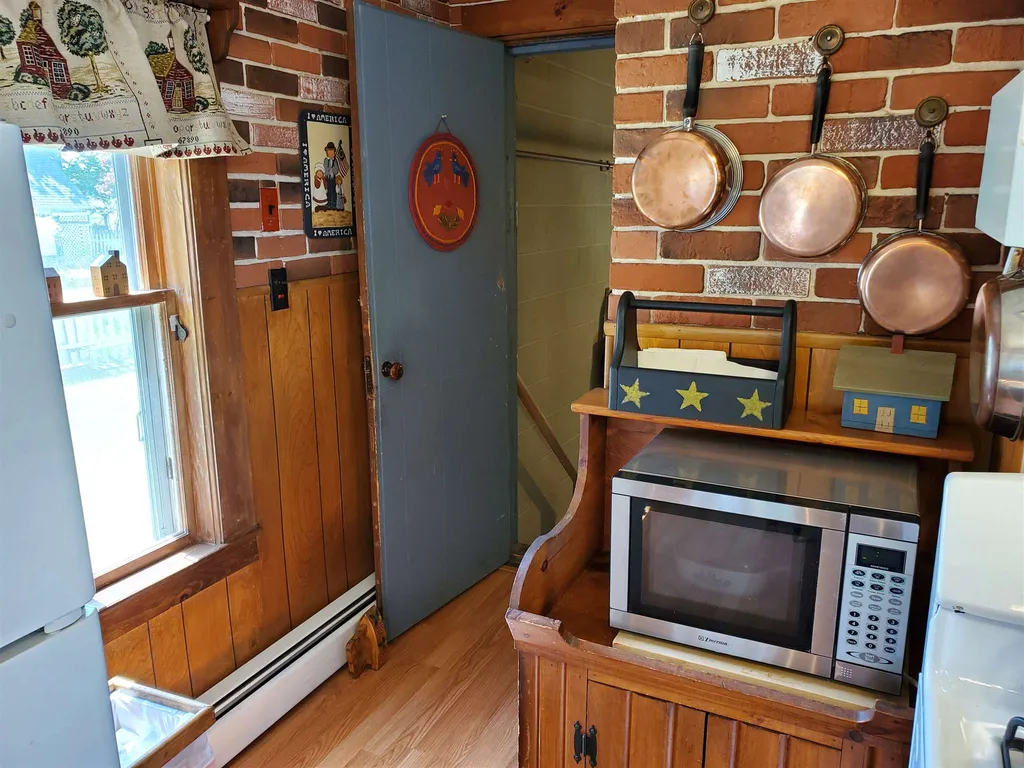 19 Carroll Street Exeter NH 03833