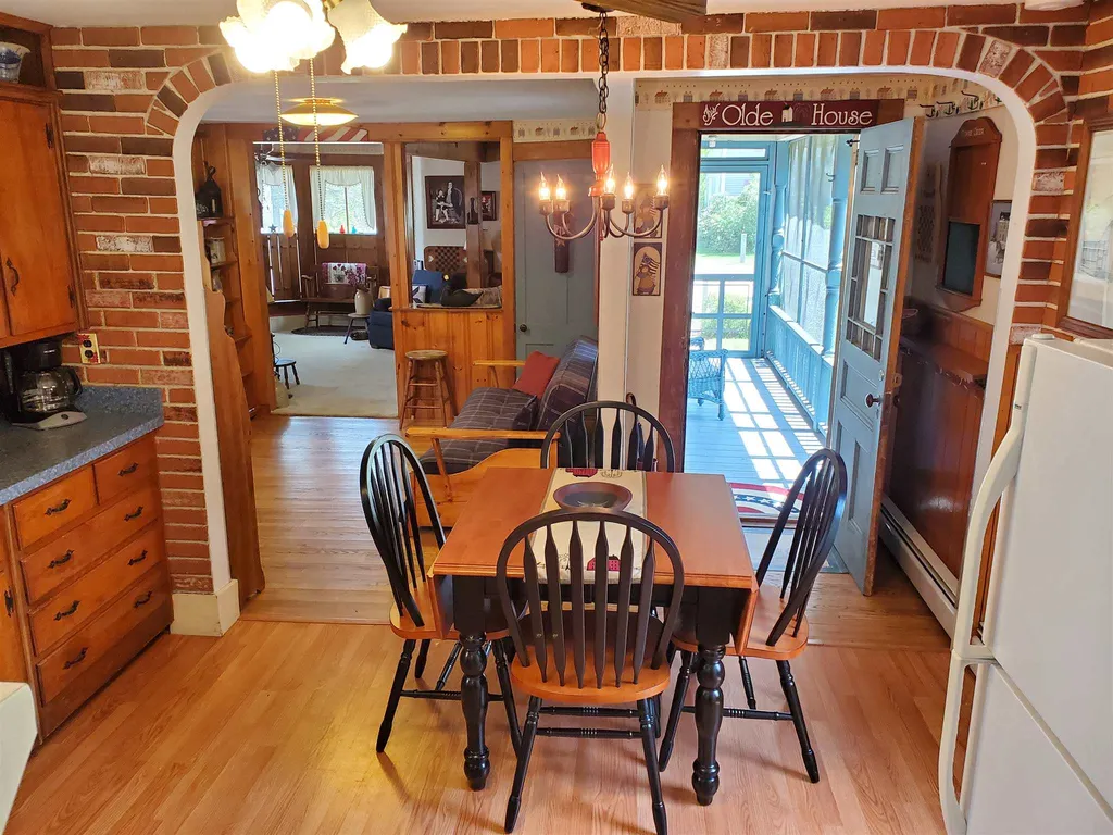 19 Carroll Street Exeter NH 03833