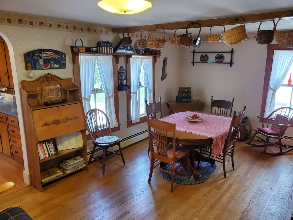 19 Carroll Street Exeter NH 03833
