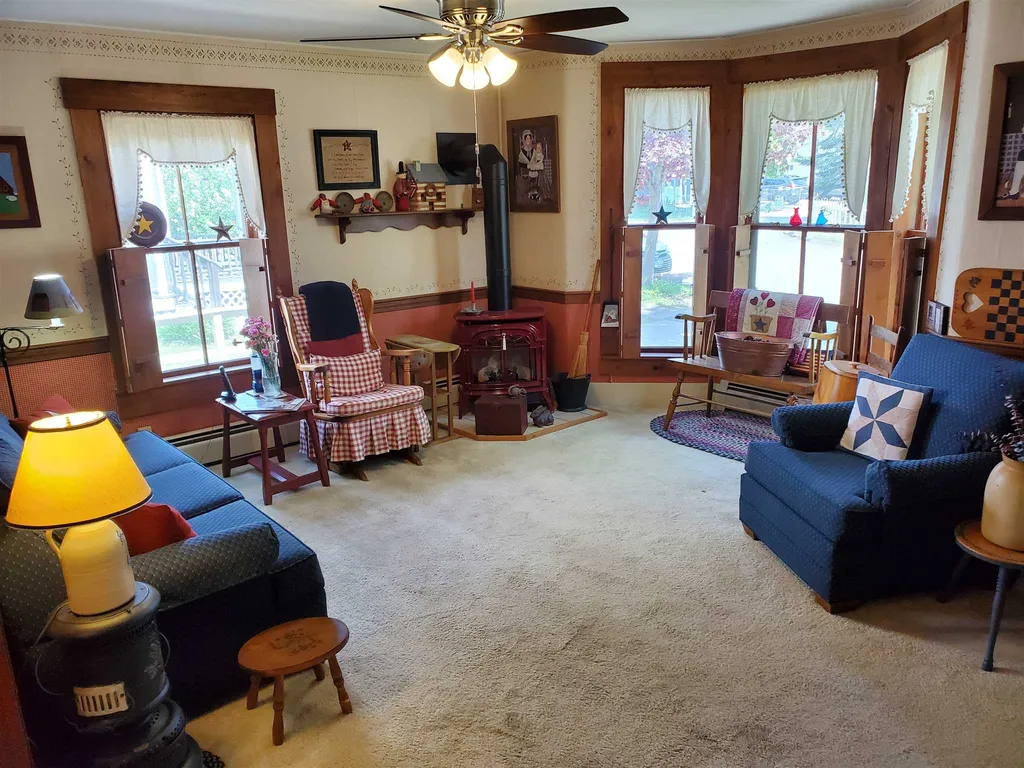 19 Carroll Street Exeter NH 03833