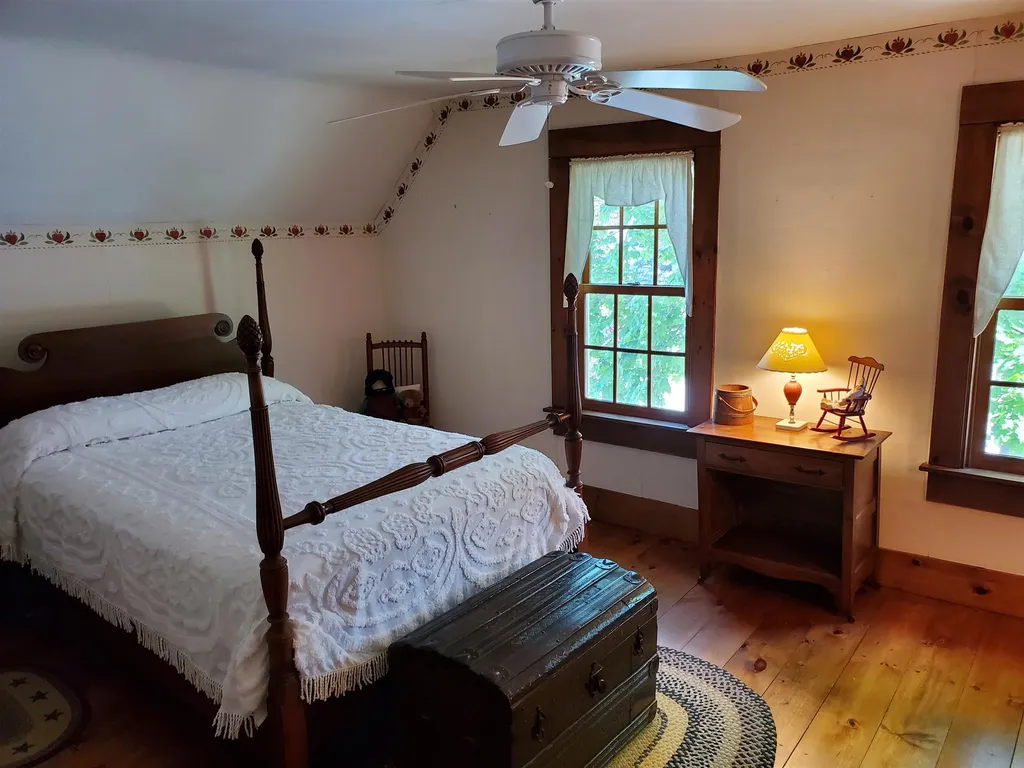 19 Carroll Street Exeter NH 03833