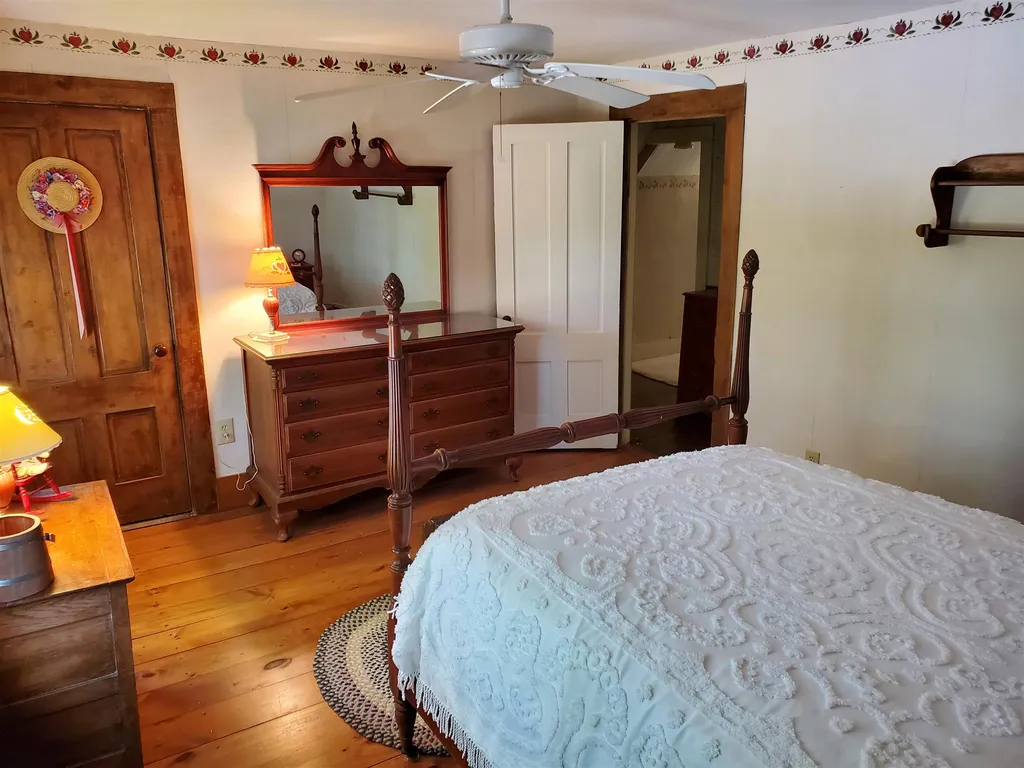 19 Carroll Street Exeter NH 03833