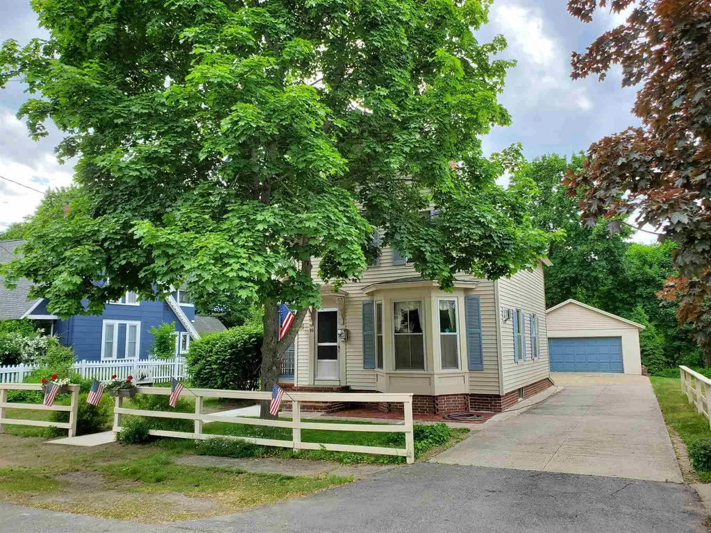 19 Carroll Street Exeter NH 03833