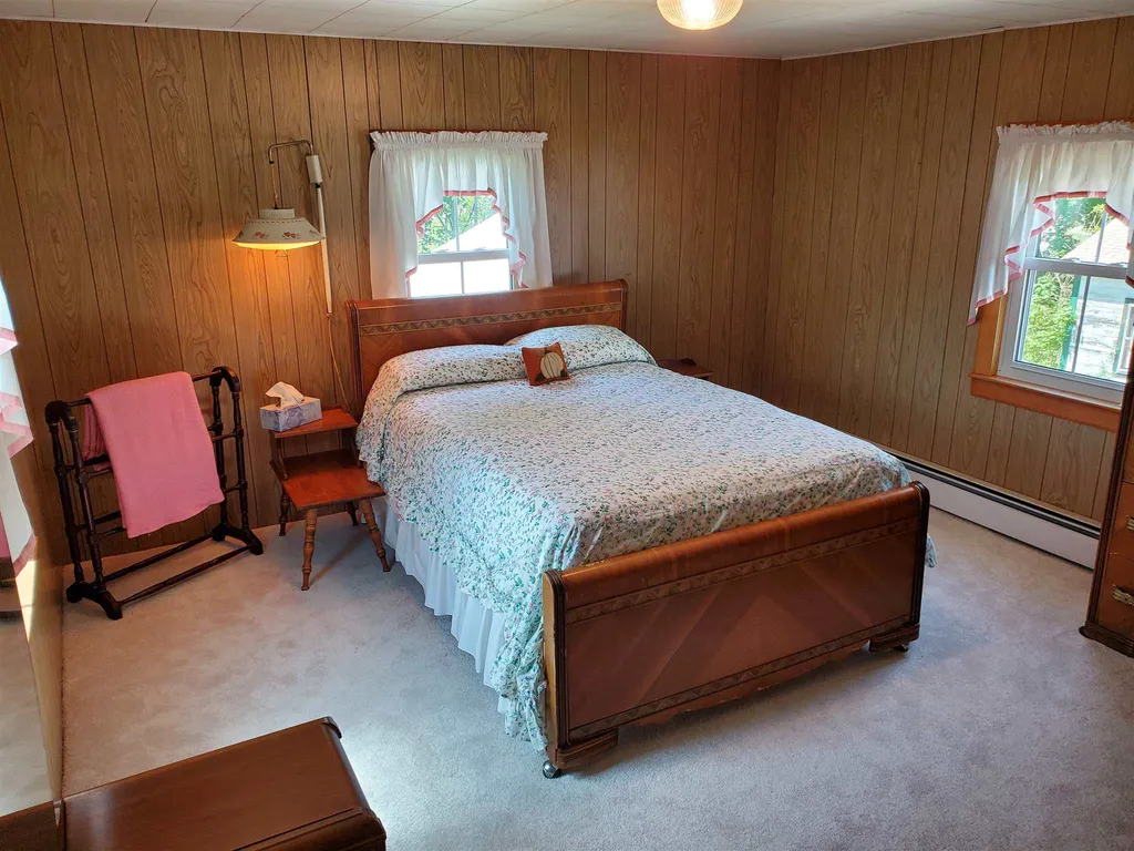 19 Carroll Street Exeter NH 03833