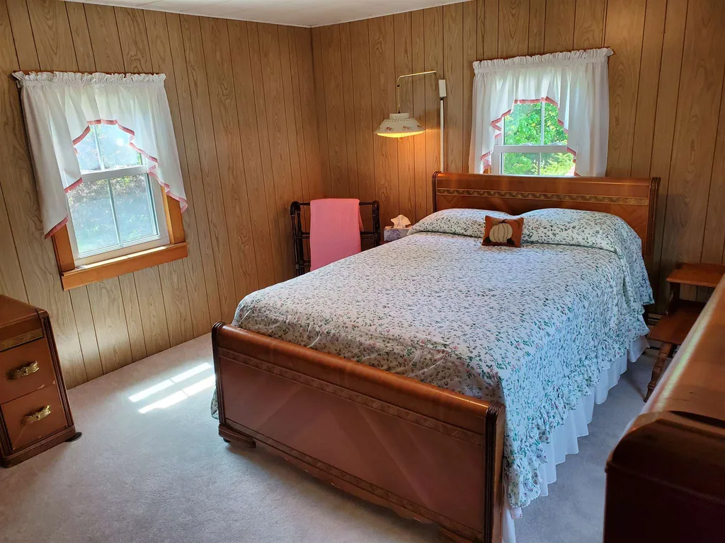 19 Carroll Street Exeter NH 03833