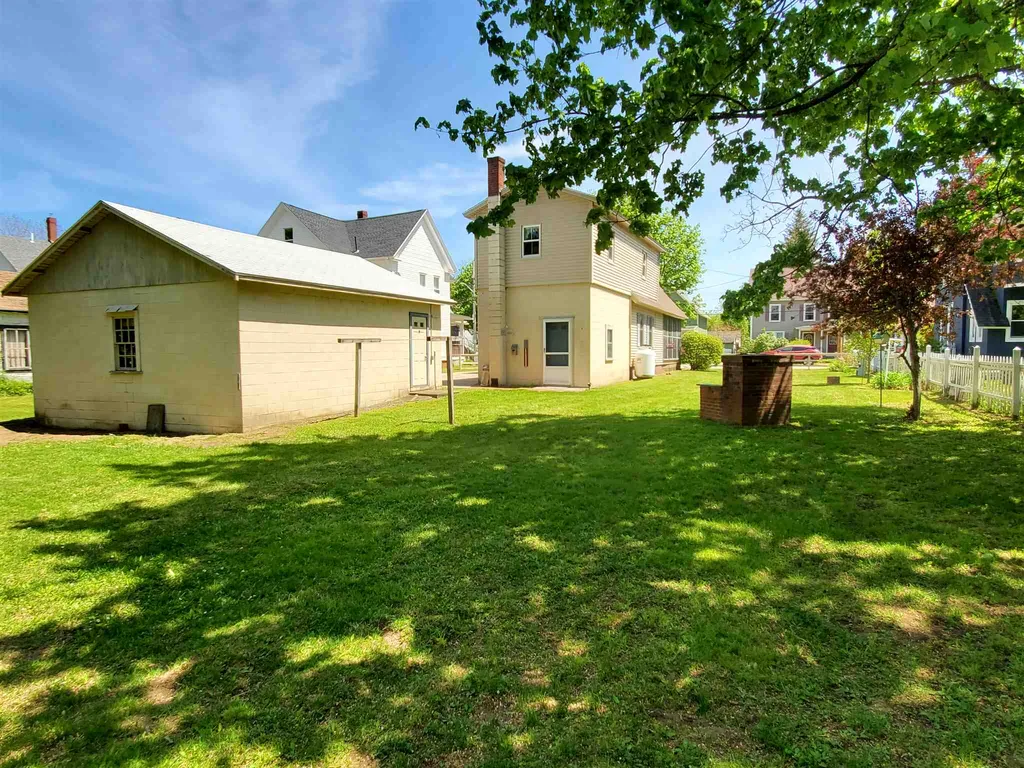 19 Carroll Street Exeter NH 03833