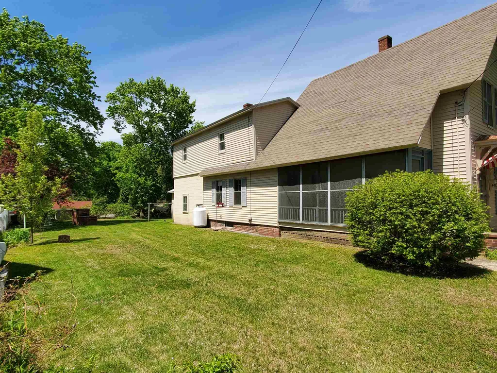 19 Carroll Street Exeter NH 03833