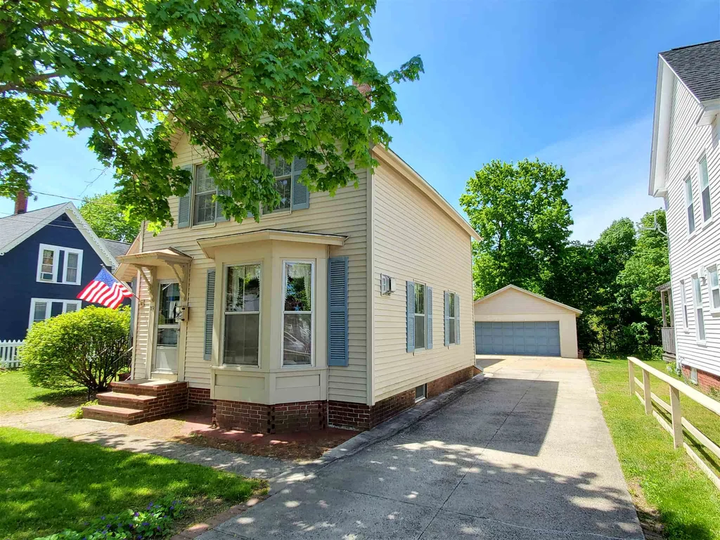 19 Carroll Street Exeter NH 03833