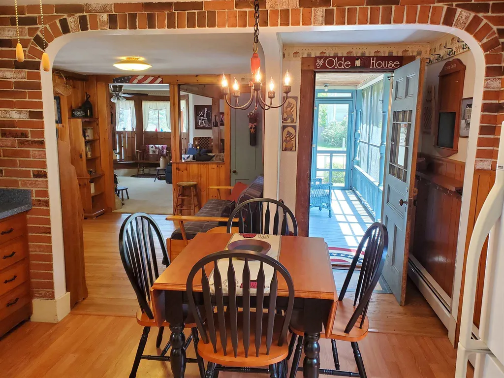 19 Carroll Street Exeter NH 03833