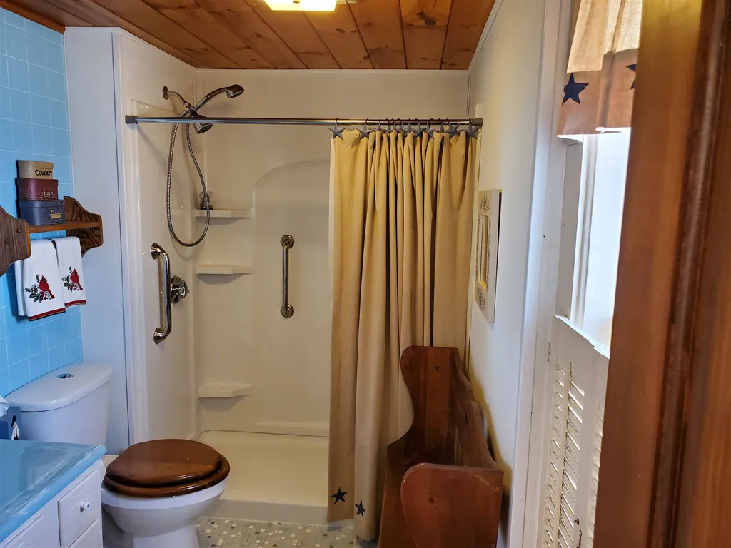 19 Carroll Street Exeter NH 03833