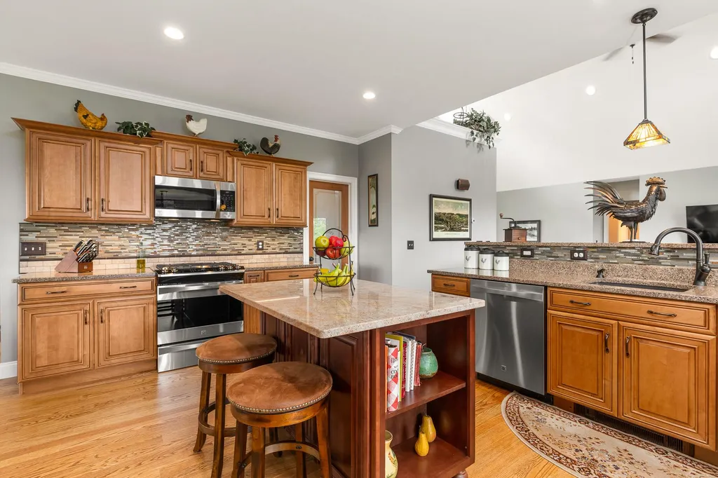 65 High Point Drive Alton NH 03810