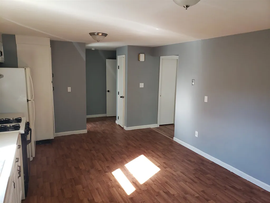 160A Greeley Street Hudson NH 03051