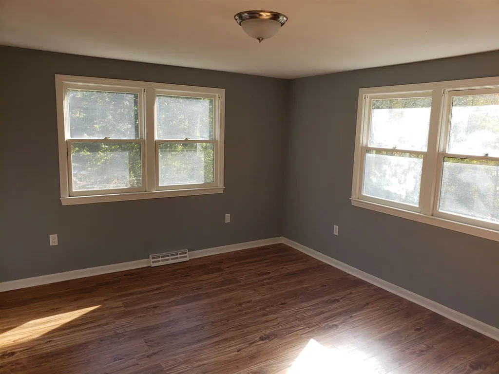 160A Greeley Street Hudson NH 03051