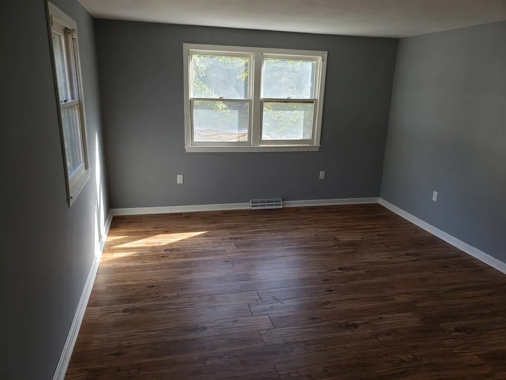 160A Greeley Street Hudson NH 03051