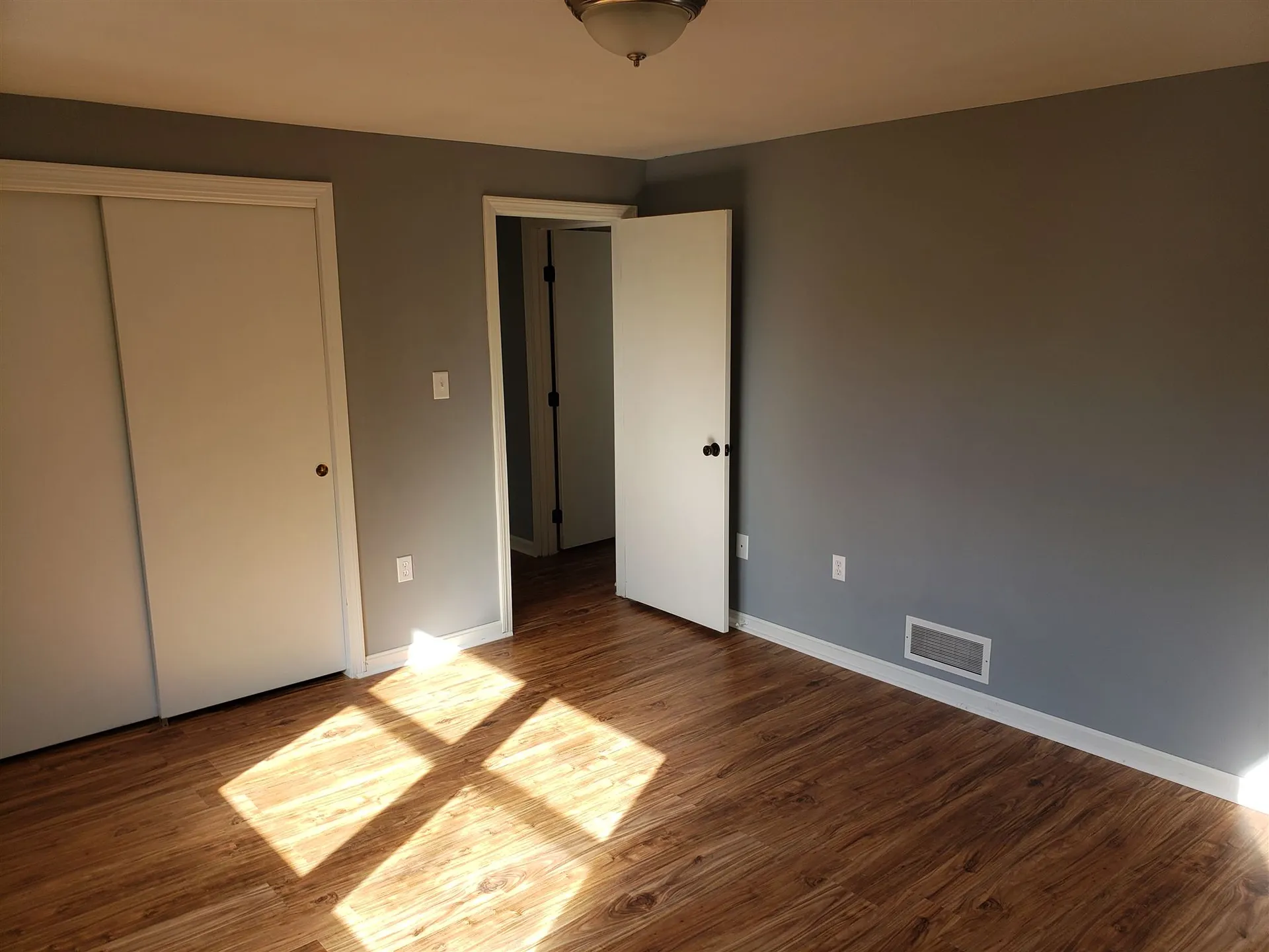 160A Greeley Street Hudson NH 03051