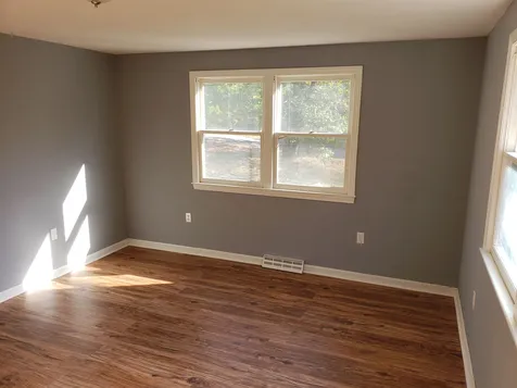 160A Greeley Street Hudson NH 03051