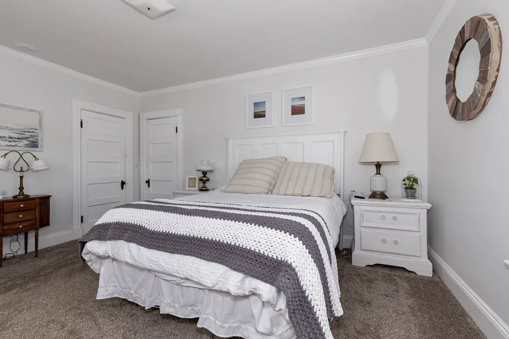 91 Oak Street Laconia NH 03246
