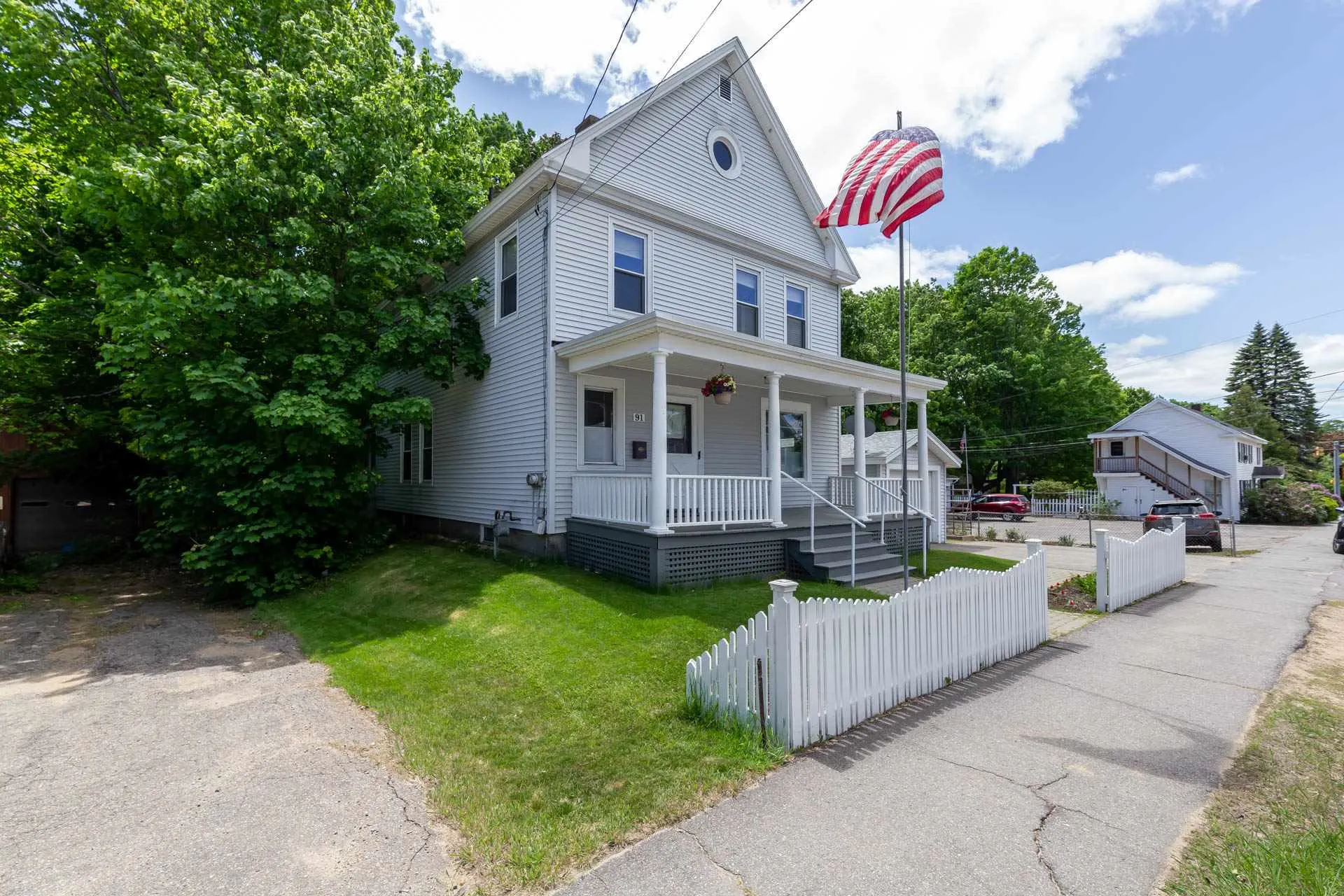 91 Oak Street Laconia NH 03246