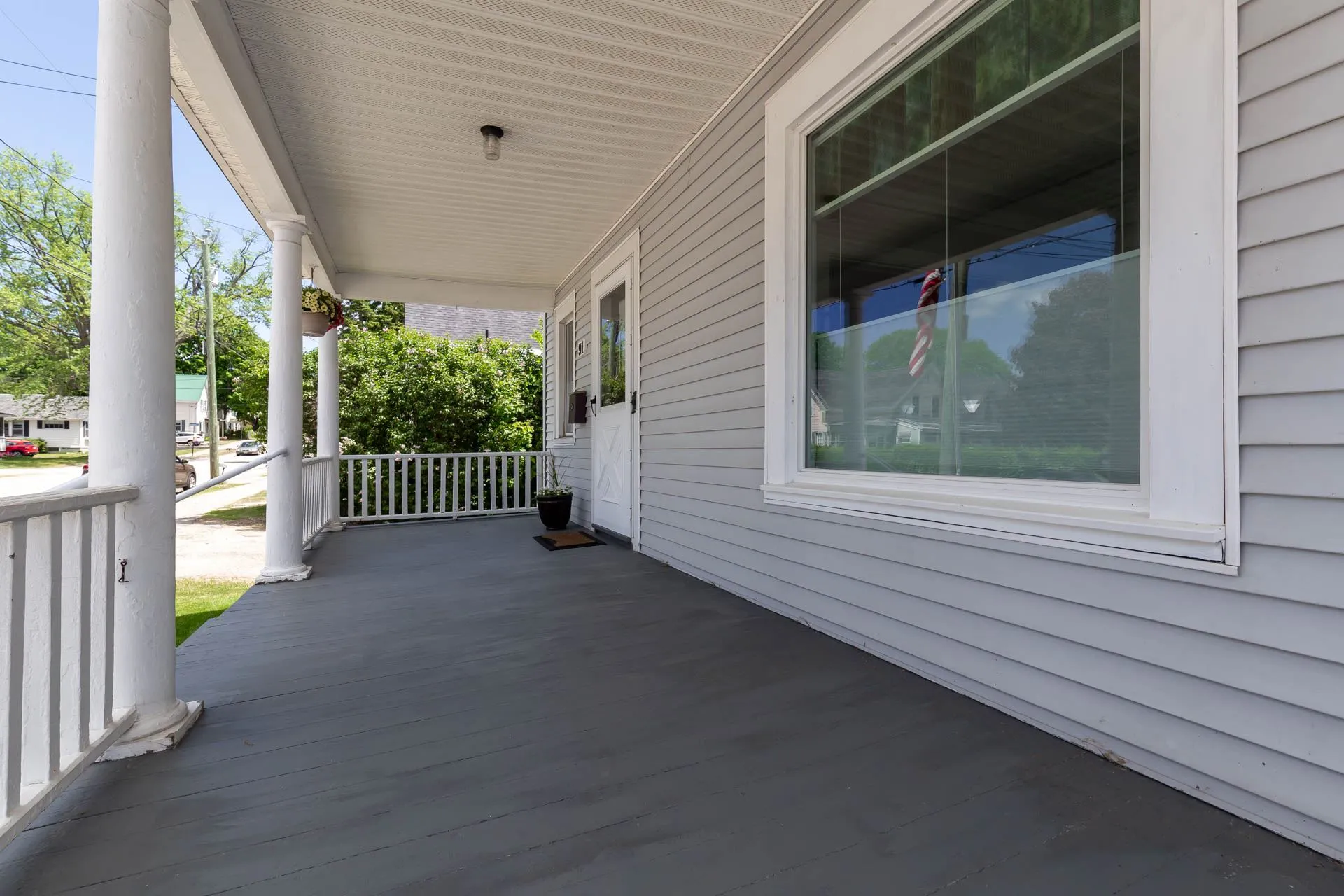 91 Oak Street Laconia NH 03246