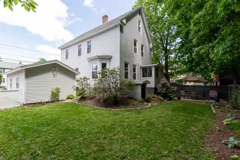91 Oak Street Laconia NH 03246