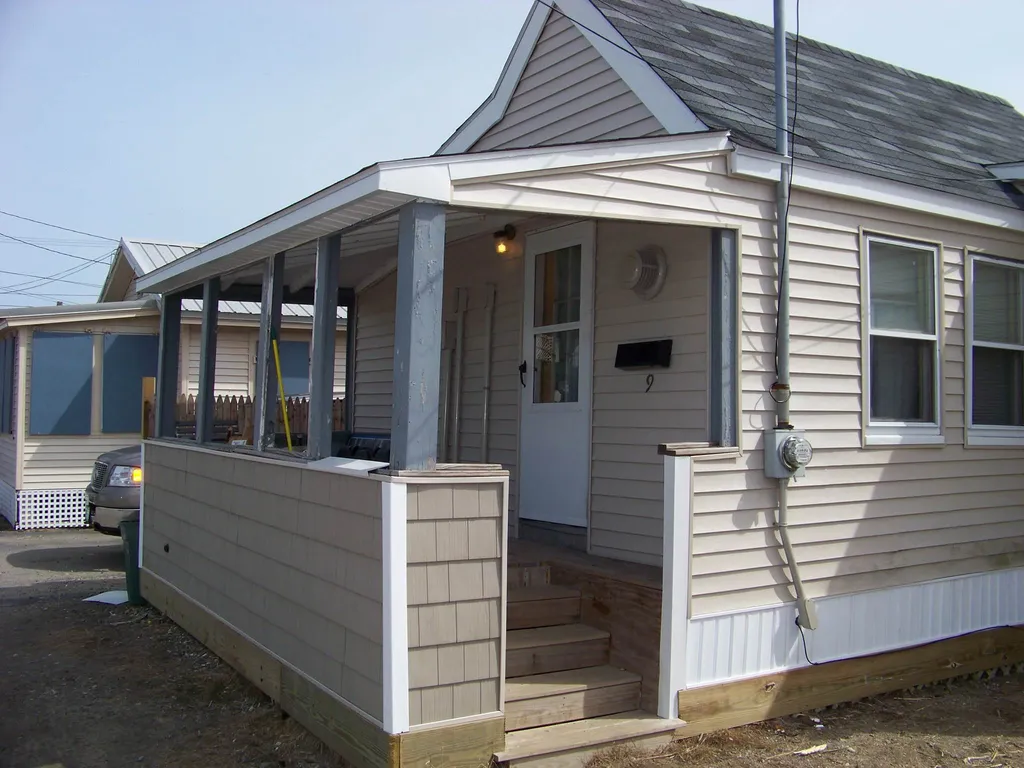 9 Riverview Terrace Hampton NH 03842