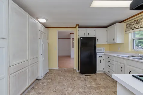 95 Gooseberry Circle Rochester NH 03867