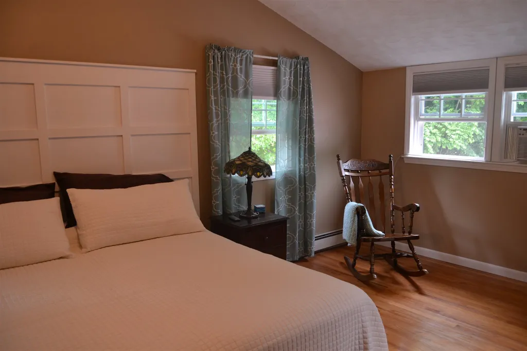 6 Birchwood Road Salem NH 03079