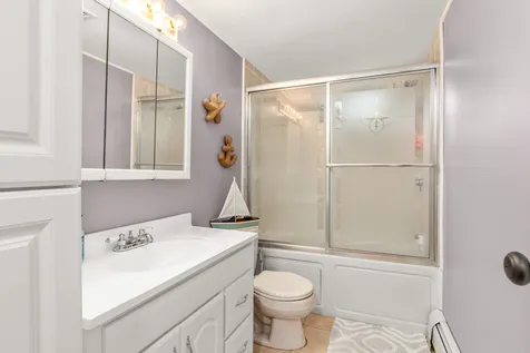 244 Atlantic Avenue North Hampton NH 03862