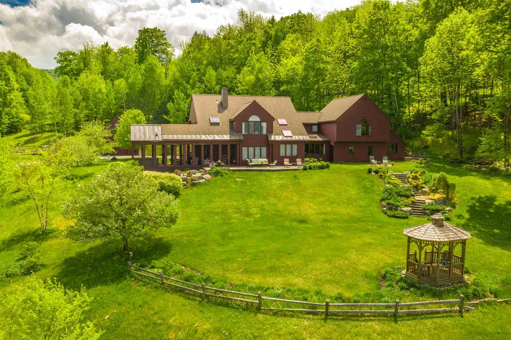 338 Upper Judson Lane Stowe VT 05672