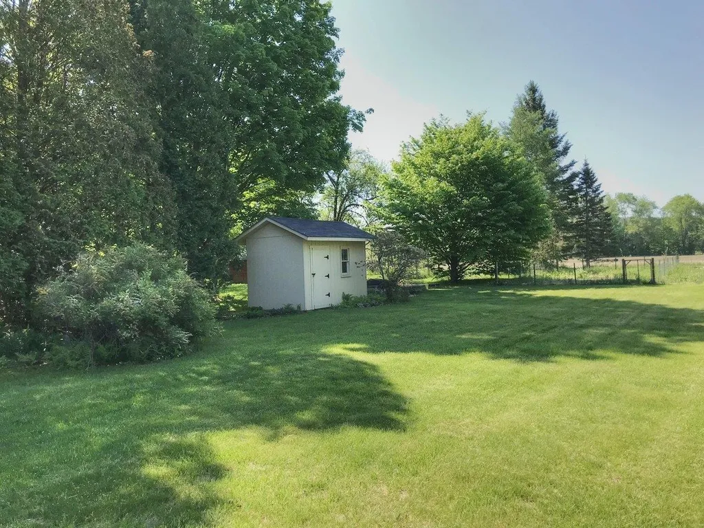 214 River Road Essex VT 05452
