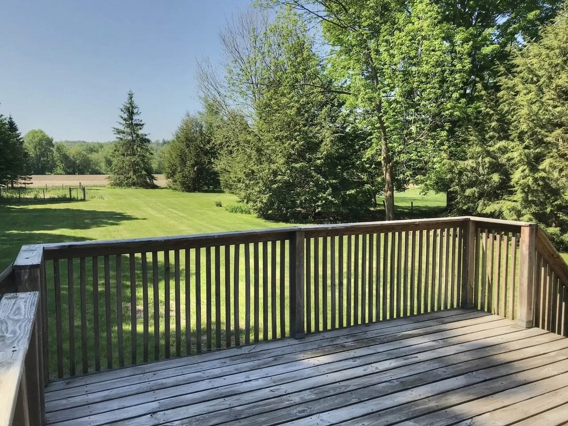 214 River Road Essex VT 05452