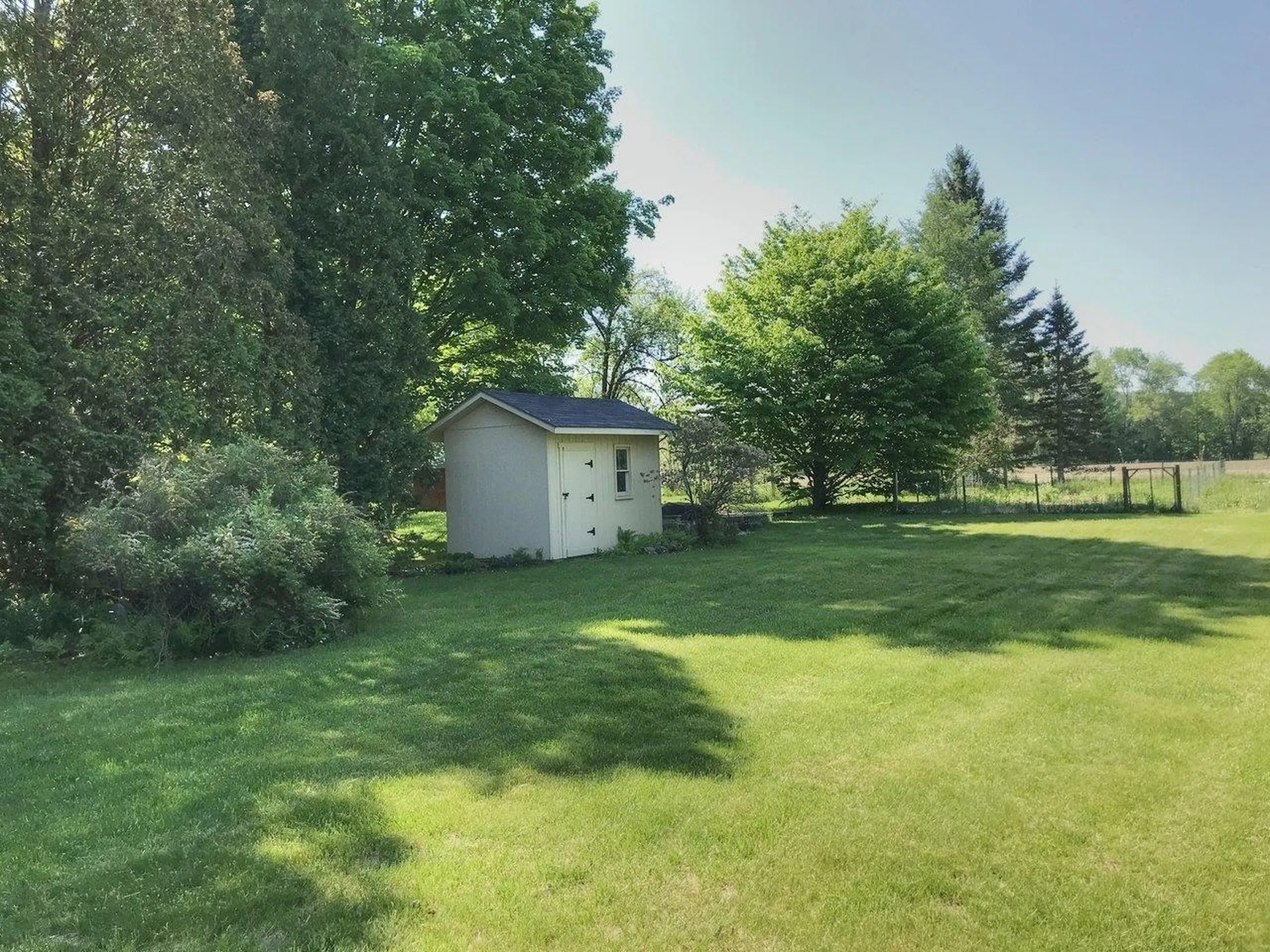 214 River Road Essex VT 05452