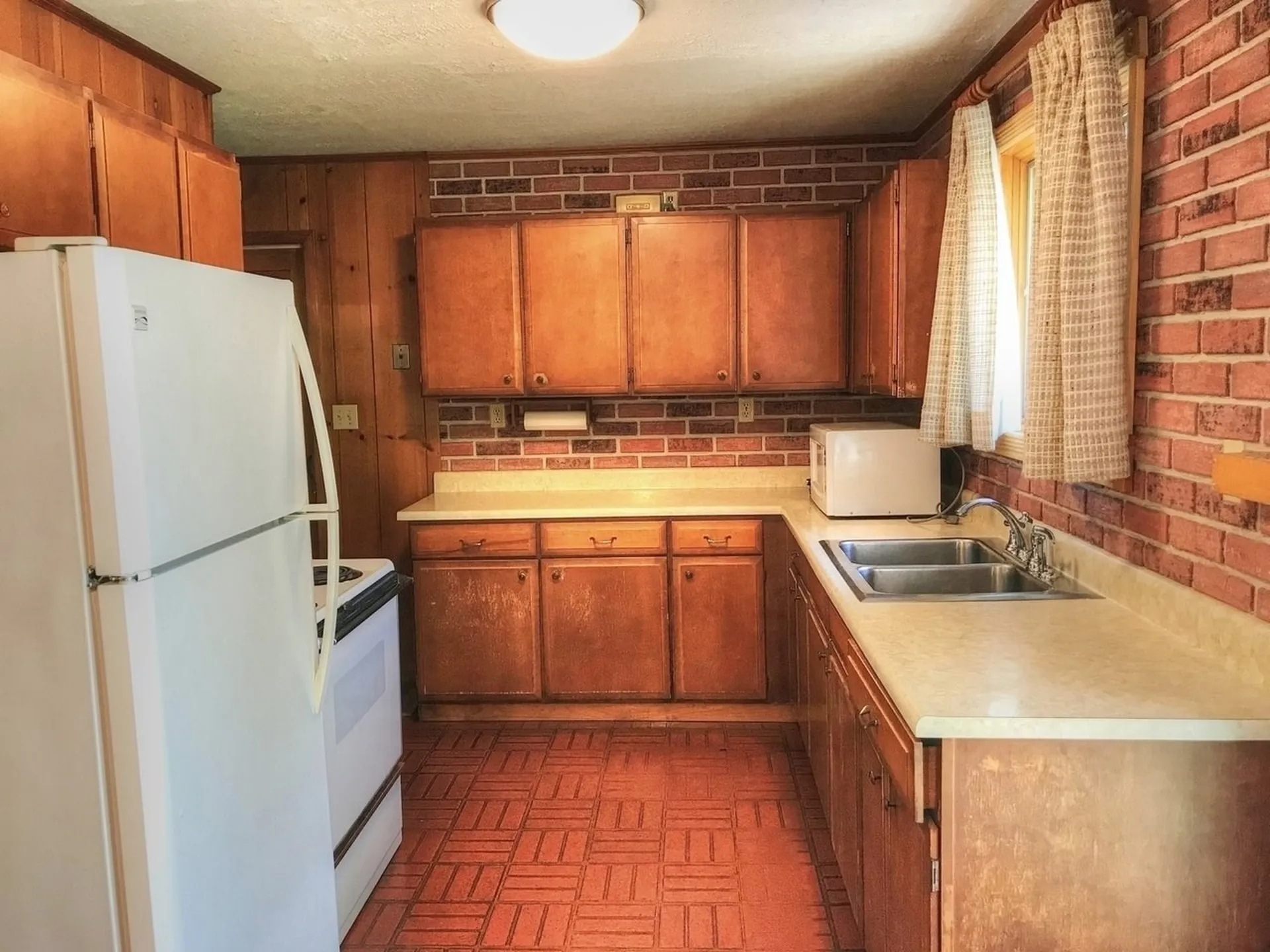 214 River Road Essex VT 05452