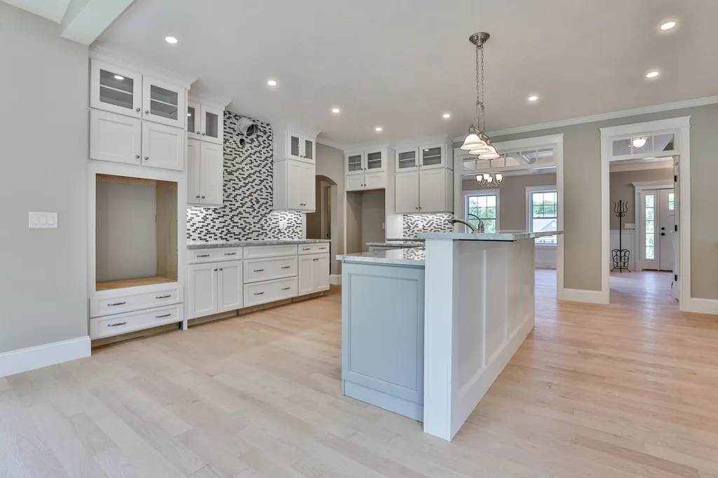 10 Burnham Road Windham NH 03087