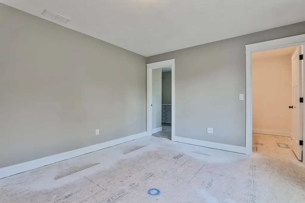 10 Burnham Road Windham NH 03087