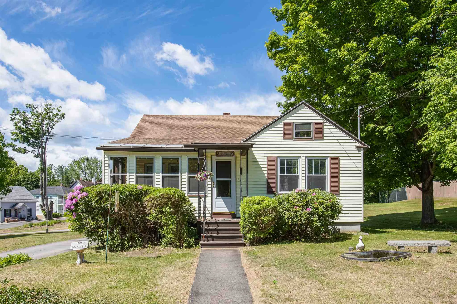 39 Turnpike Street Pembroke NH 03275