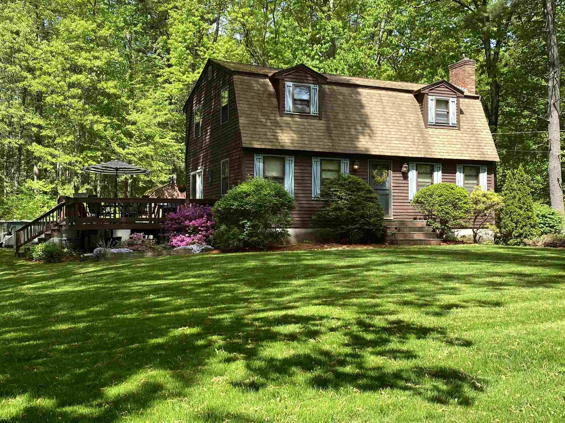 8 Emerald Drive Derry NH 03038