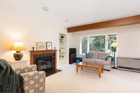 315 Acorn Lane Shelburne VT 05482