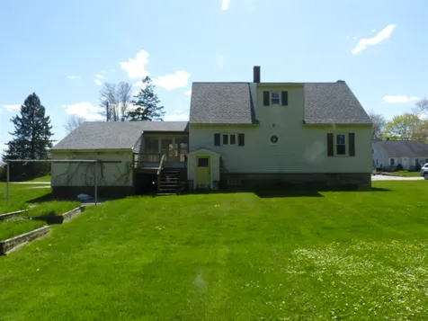 12 Crescent Avenue Dover NH 03820