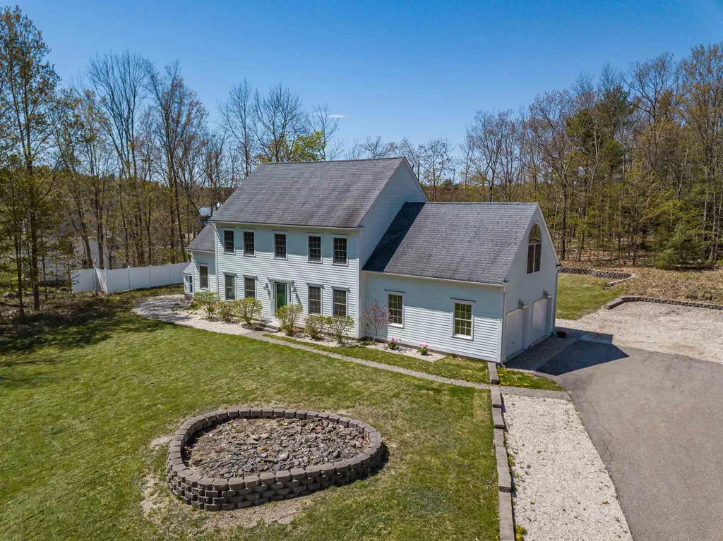 252 Durham Point Road Durham NH 03824